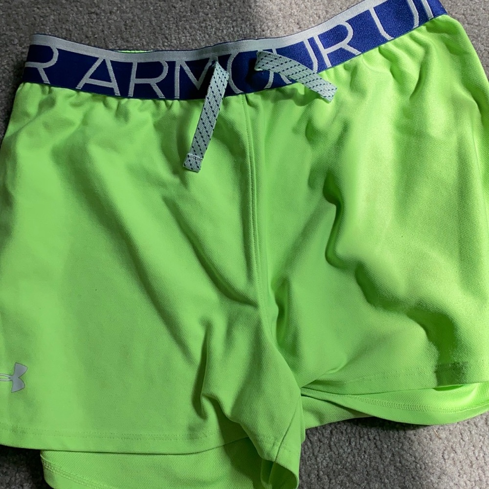 Green short